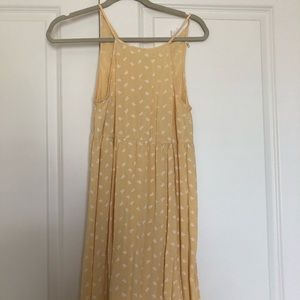 Casual yellow dress